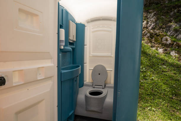 Best Wedding porta potty rental  in Tri Lakes, IN