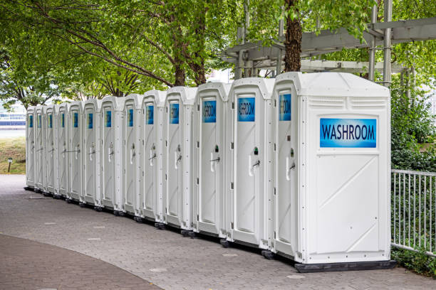 Best Portable toilet rental cost  in Tri Lakes, IN